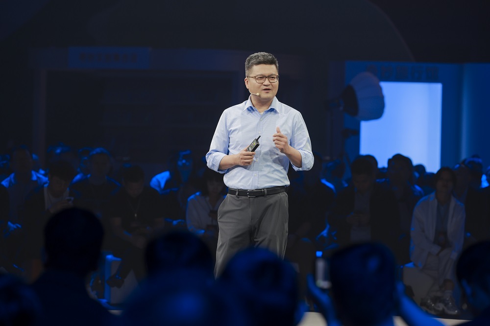 支付宝“碰一下”交战报:321天用户破亿,布局400城覆盖千万门店,再投百亿助力商家、补贴用户