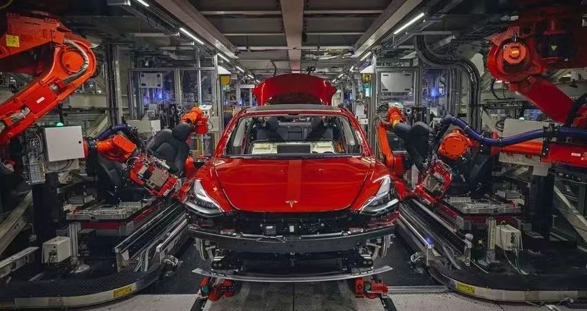 汽车工业面临停工风险！何小鹏余承东已拉响警报