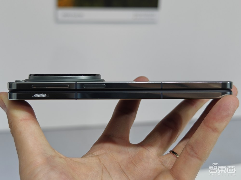 OPPO Find N3真机首发体验!地表最强拍照折叠屏?分屏操作颠覆安卓底层