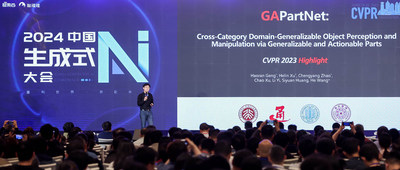 银河通用王鹤：让具身智能机器人“言出法随”，需攻克两大局限性丨GenAICon 2024