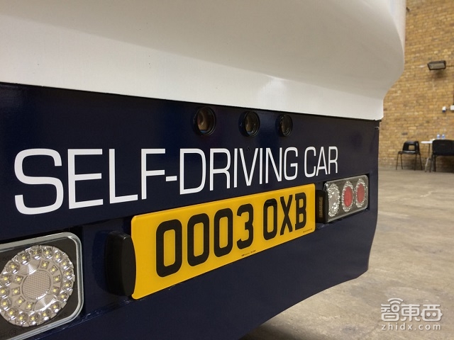 到英国格林威治看无人驾驶货车送食品 到底看到了什么?