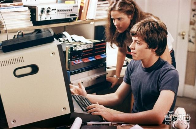 人工智能威胁论:我们最终会被机器人统治吗?