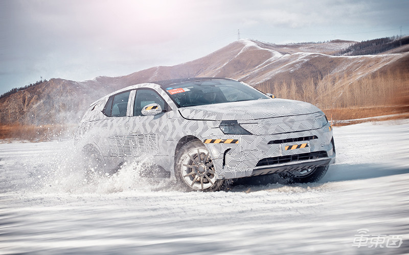 首探拜腾南京工厂，一汽新投资将敲定，首款车年底量产