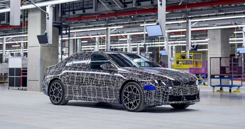 宝马“新世代”首款轿车来了！800伏架构上车i3，续航破800公里