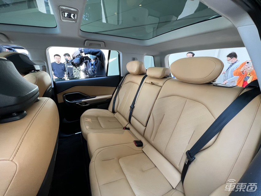 李一男造车交卷了!首款车长这样