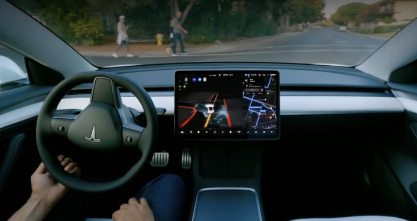 美国监管机构对特斯拉41.6万辆汽车进行调查，或将再度召回