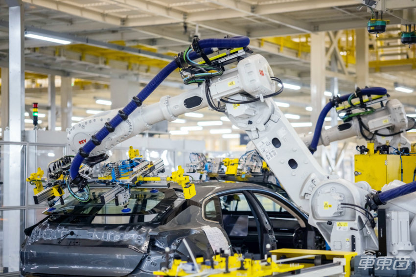 极氪001正式量产下线，下周交付，新车型产线正在搭建