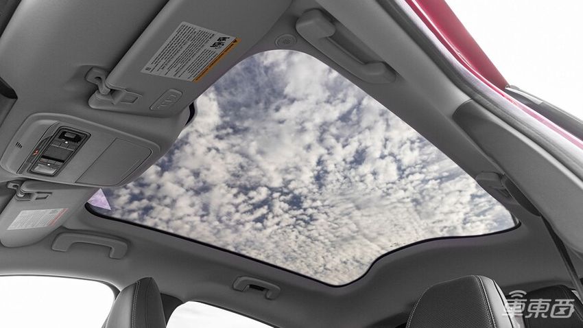 野马首次触电！首试Mach-E凭什么挑战Model Y