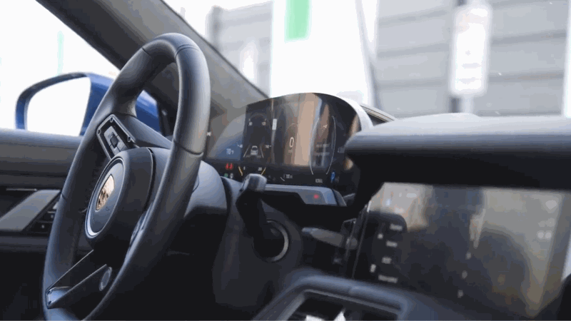 传统车企最强电动车就是它！山路试驾保时捷Taycan Turbo