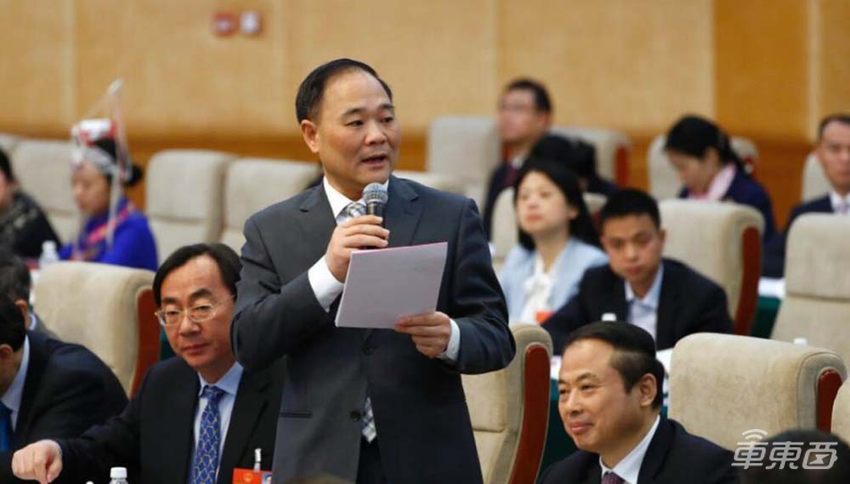 直击两会｜超16名车圈大佬提议，智能汽车未来这么搞