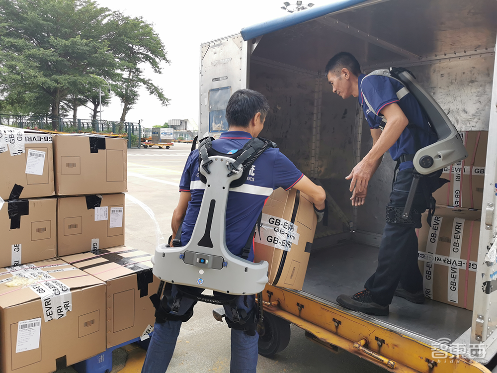 傲鲨智能完成A+轮融资,推出千元级外骨骼新品,结合AI打造具身智能