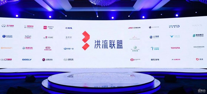 朋友圈大升级 滴滴凭何拿下半个出行圈?