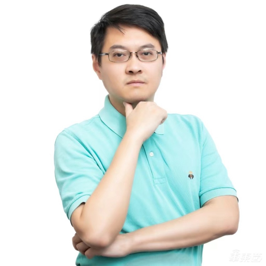 40天内8位大佬出走，车企供应商都有！自动驾驶圈“人来人往”