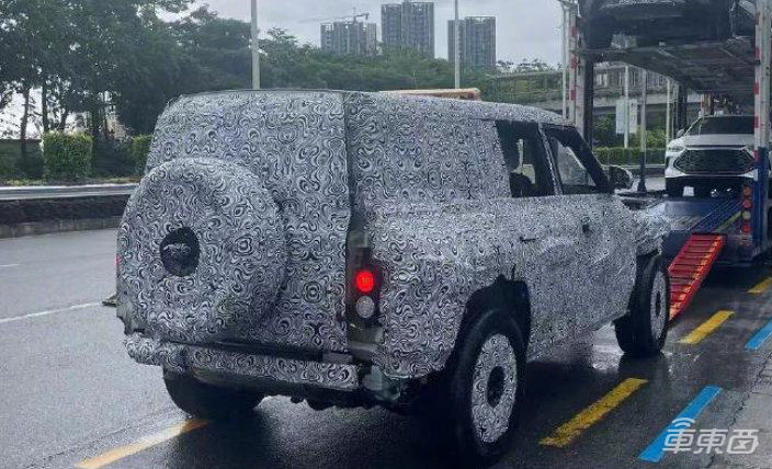 80万起!比亚迪最贵新车,卖得过奔驰大G路虎卫士吗?