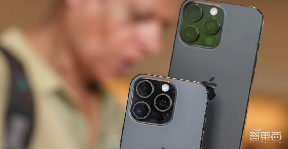 折叠屏iPad要来了!苹果自研芯片替代博通,手表首发血压检测大招