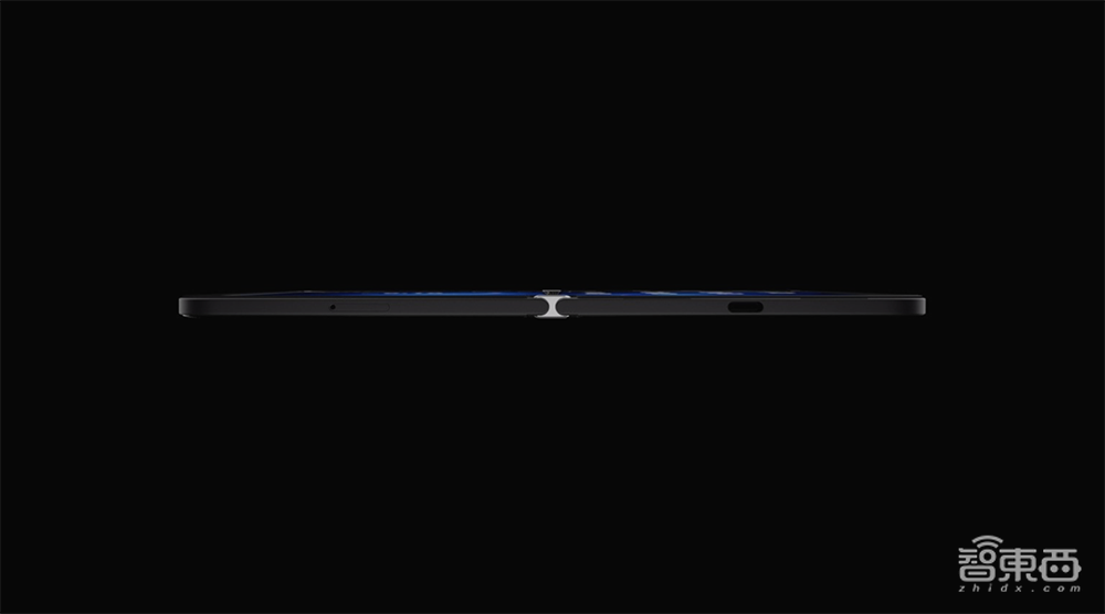 微软又造双屏折叠手机！打游戏绝了，连推8大新品，玩法连苹果也服