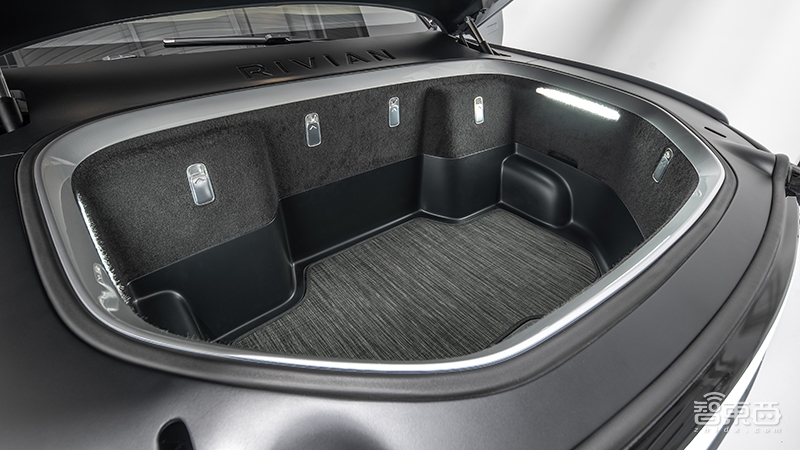 7亿美元砸向最强电动皮卡！亚马逊领投，综合续航660公里