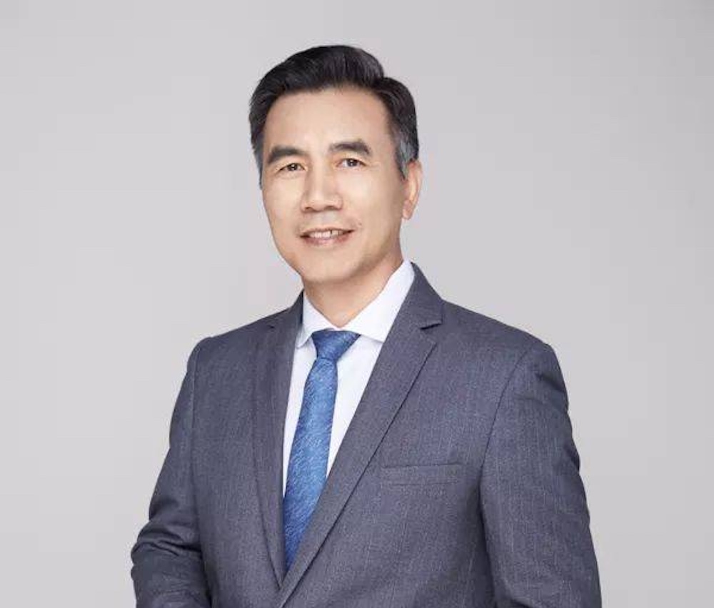 固态电池第一股要来了！中国锂电之父坐镇，华为小米投资，估值185亿