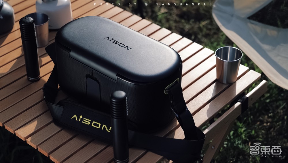 把KTV“装进”一台K歌音箱,一家创企搞定了整个行业都没做成的事