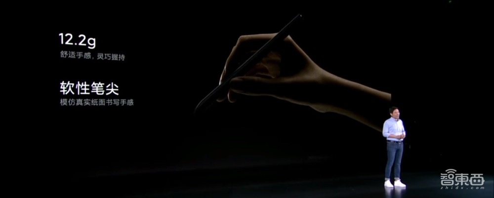 雷军3小时万字演讲精华!三年冲击全球第一,大秀万元机器狗“铁蛋”