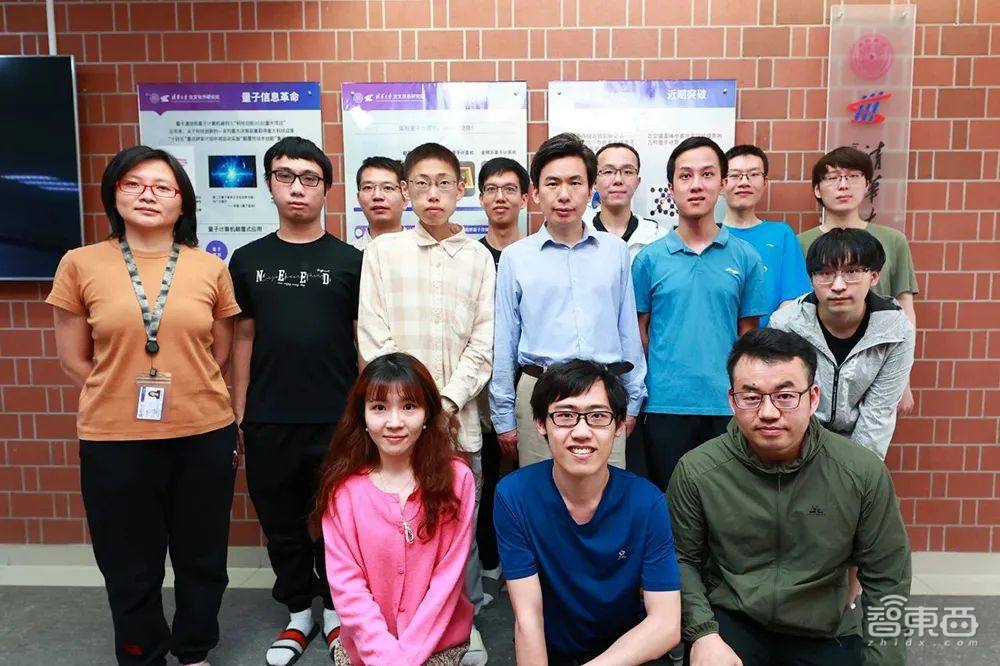 清华计算双“王炸”登Nature!类脑芯片取得重大突破,量子模拟打破国际纪录