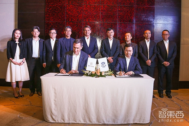 新造车向传统车企“投降”背后:一纸资质定生死!