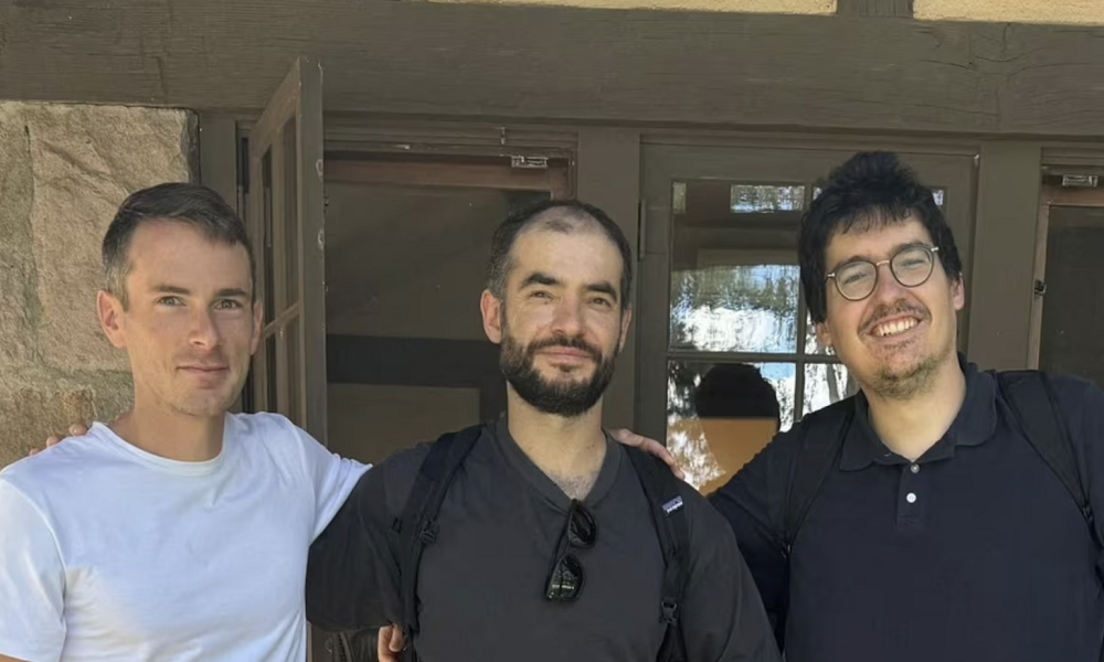 刚刚,Ilya被逼当CEO,联合创始人都被Meta挖跑了