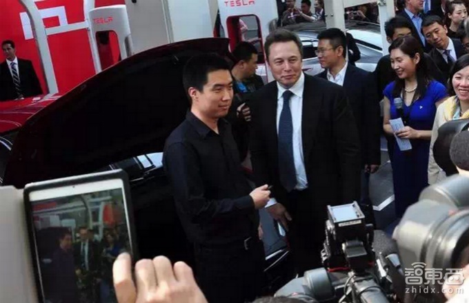 李想评特斯拉：我都他妈的快疯了