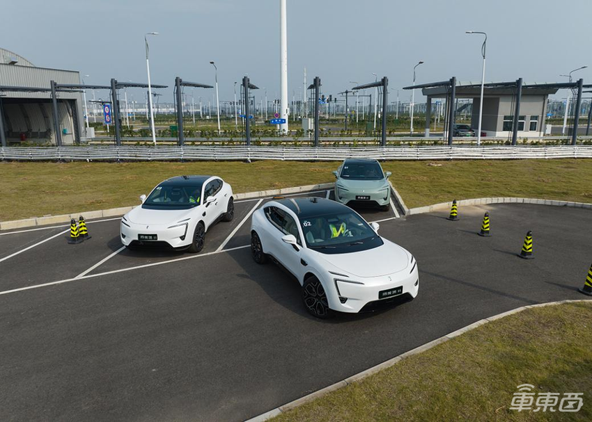 华为智能驾驶交出第二张答卷