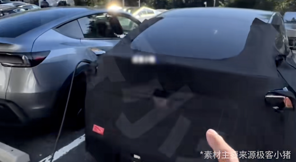 特斯拉Model Y廉价版来了!减配超10项,网友辣评:毛坯房变茅草屋