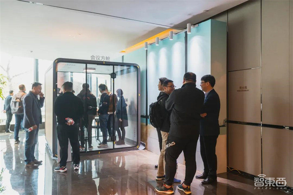 科达扔出十几项视讯黑科技!让中小政企用上轻巧的视频会议设备