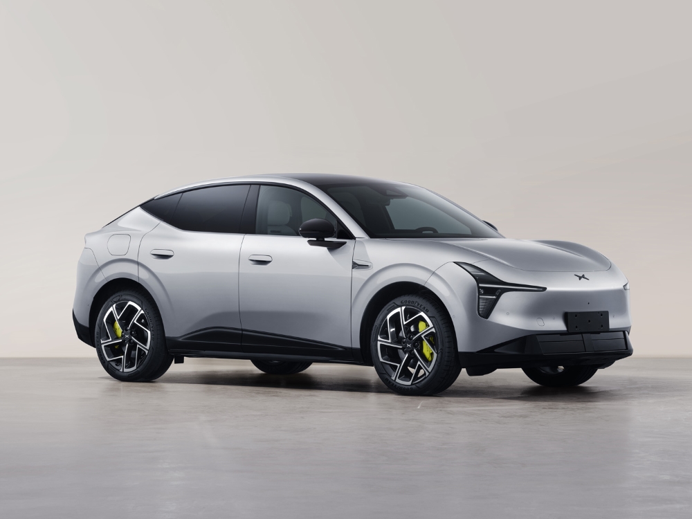 小米最便宜YU7来了!理想车型意外变阵,工信部抢在北京车展前亮新车