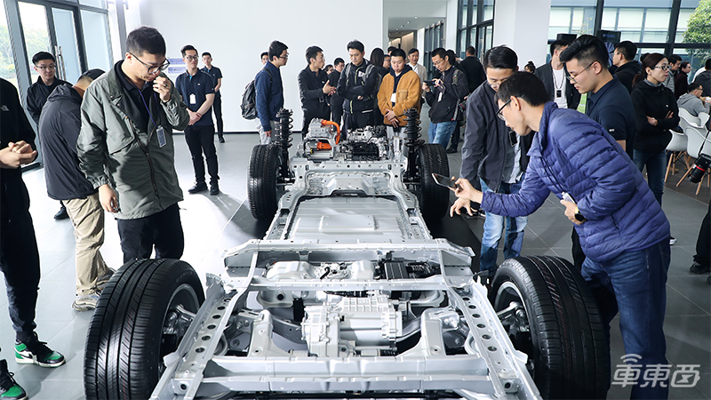 实探车和家工厂！关于32.8万的理想ONE一切都在这了