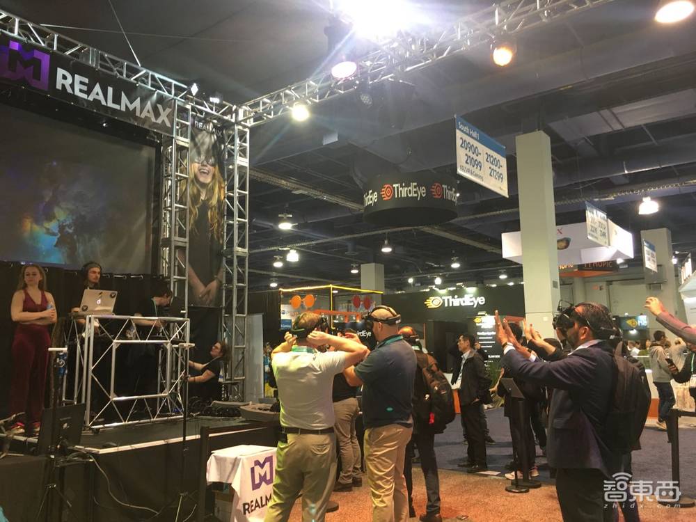 索尼“造车”、三星“人造人”、笔记本屏也弯了！一文看全CES2020亮点