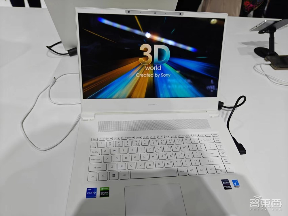 一文看尽MWC:AIGC抢占5G风头,裸眼3D太震撼,云电脑云手机初具规模