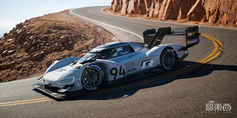 刚刚，大众三大神车齐推电动版！为电动化拼了