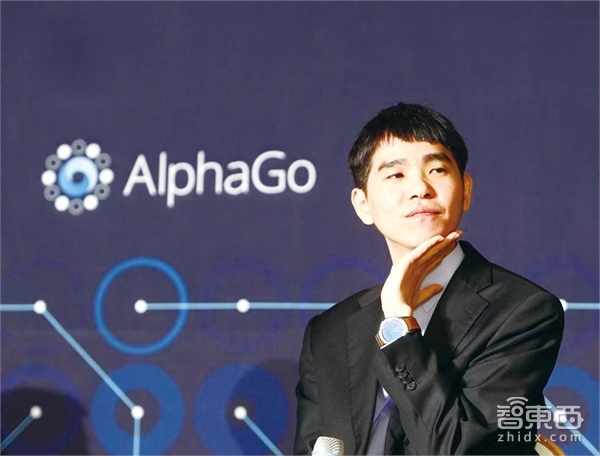 皮尤权威报告:AI要抢饭碗 美国人慌了