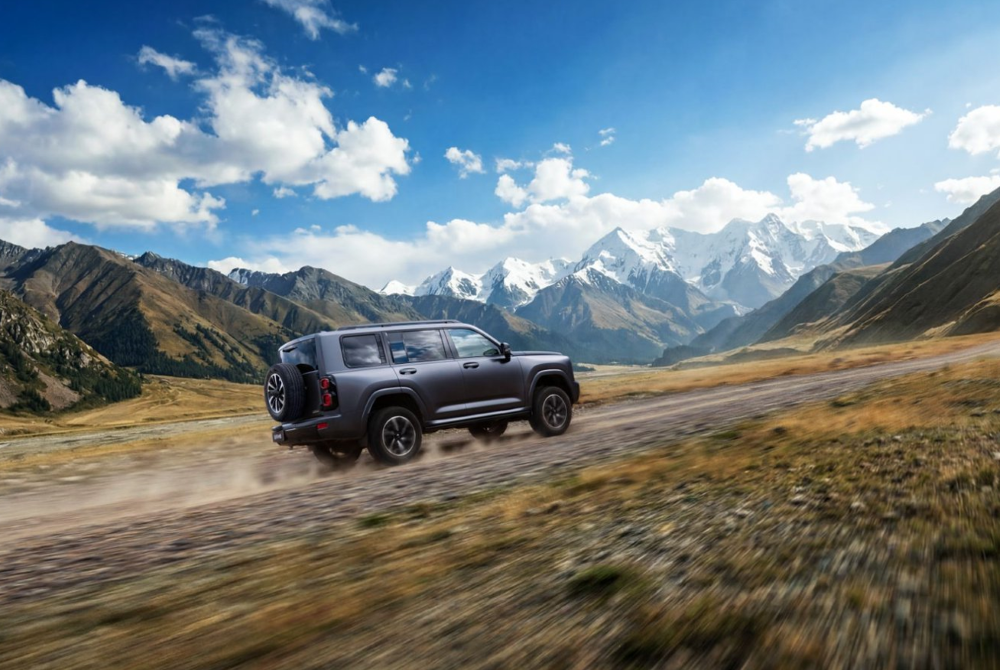 新款哈弗H9限时17.49万起售！全系标配智能四驱，支持华为HiCar