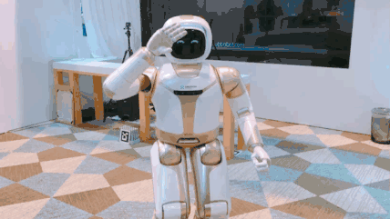 中国仿人机器人惊艳CES!解秘优必选新Walker,独家对话CTO熊友军