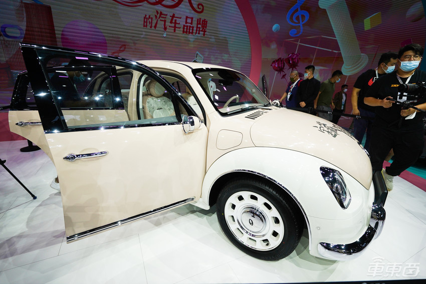 成都车展冷了,电动车热了