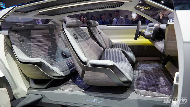 现代新款电动SUV谍照曝光 造型走复古风 或将于明年推出