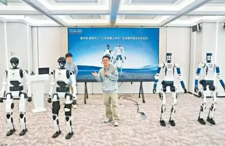 超300台人形机器人参与!天工、松延都来了,参赛阵容曝光
