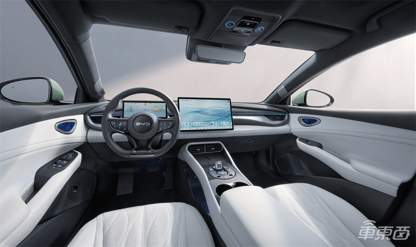 比亚迪平价小钢炮来了!海豹06 GT零百加速仅需4.9s,全系标配超百项配置