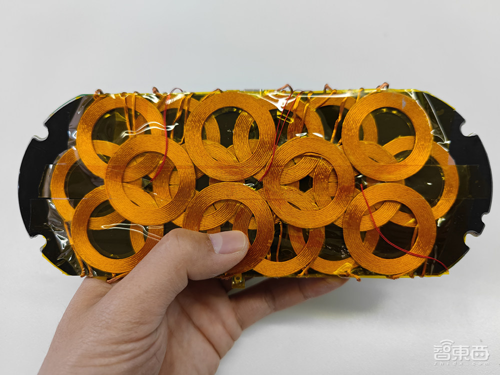 苹果没搞出来的AirPower,小米直接量产了?