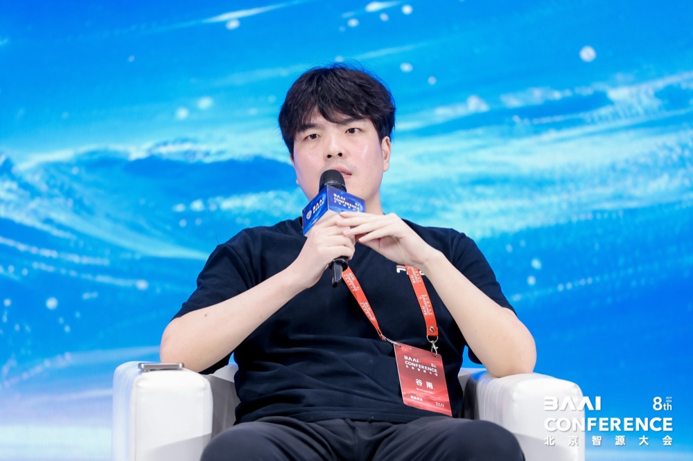200+AI专家集结北京，共议世界模型、智能体、具身智能等话题，这届智源大会释放什么信号？