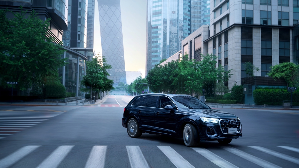 从赛场到家庭，“老钱”奥迪Q7战斗力依然强悍