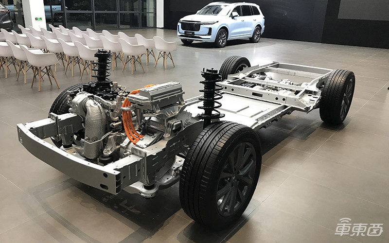 长途试驾国产电动神车理想ONE：烧油发电能跑800公里！