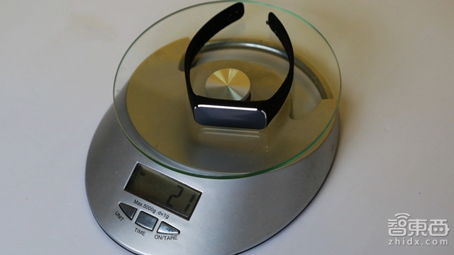 如影随形的健康顾问 – 37度智能手环