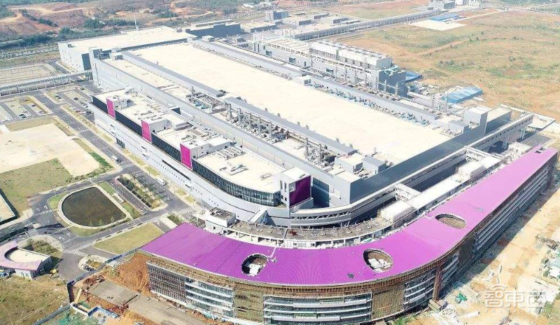 国产内存即将量产!四年追平主流,国产存储能否在今年崛起?