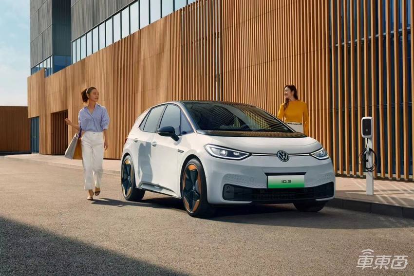 比亚迪月销破30万,新势力接连刷新纪录!10月新能源销量解读